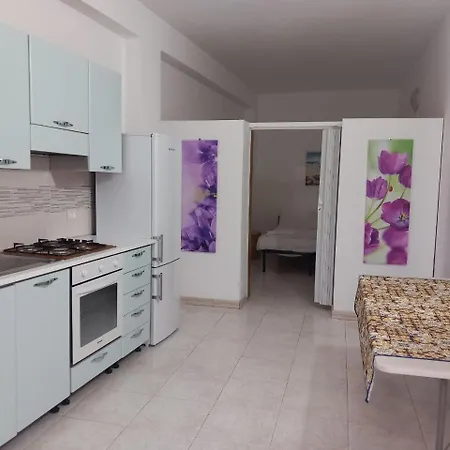 Rosa Castellammare del Golfo